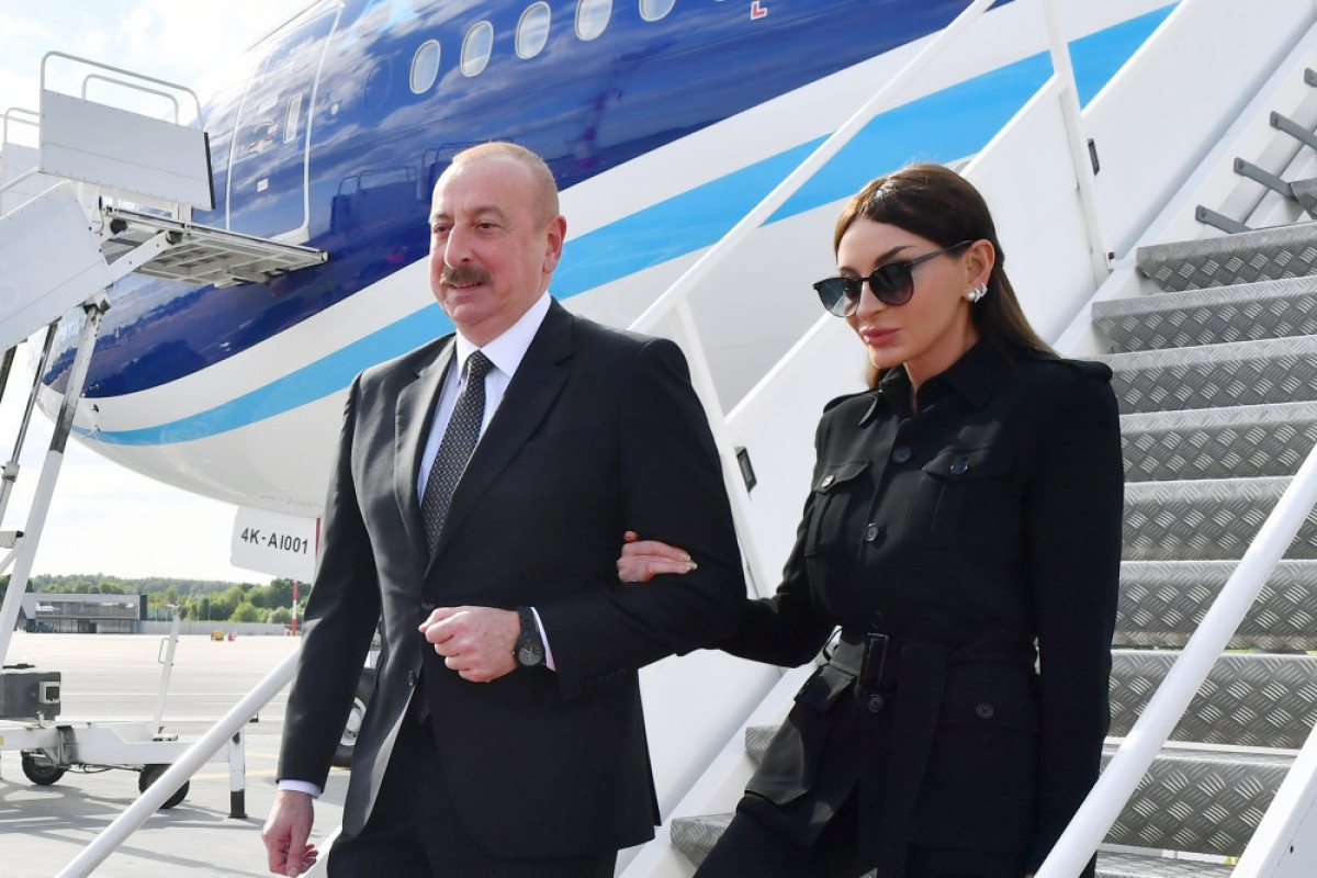 Президент Ильхам Алиев прибыл с официальным визитом в Литву