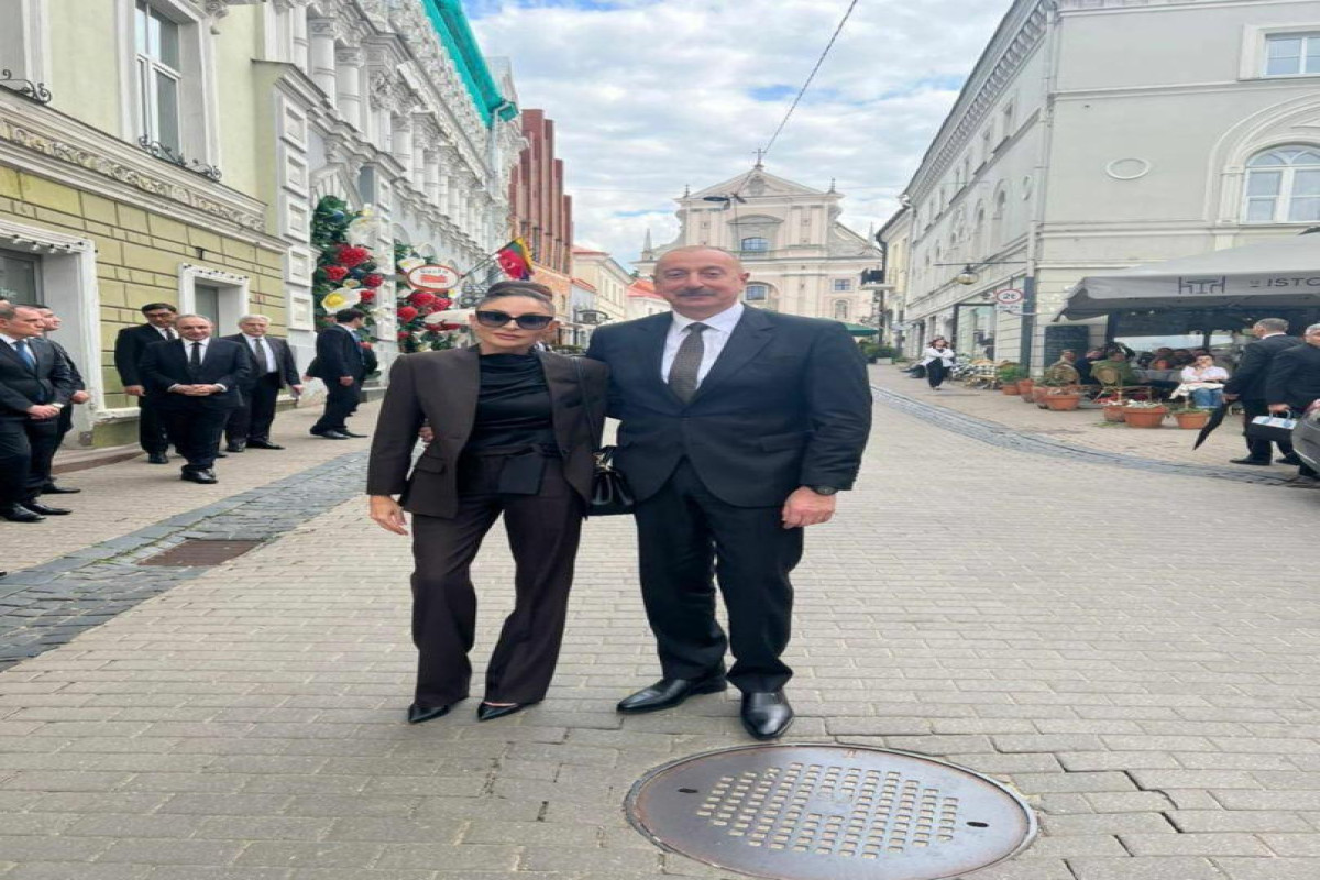 Мехрибан Алиева поделилась кадрами из поездки с президентом Ильхамом Алиевым в Литву-ФОТО 