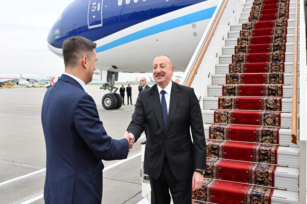Ильхам Алиев находится с рабочим визитом в России  -ФОТО 