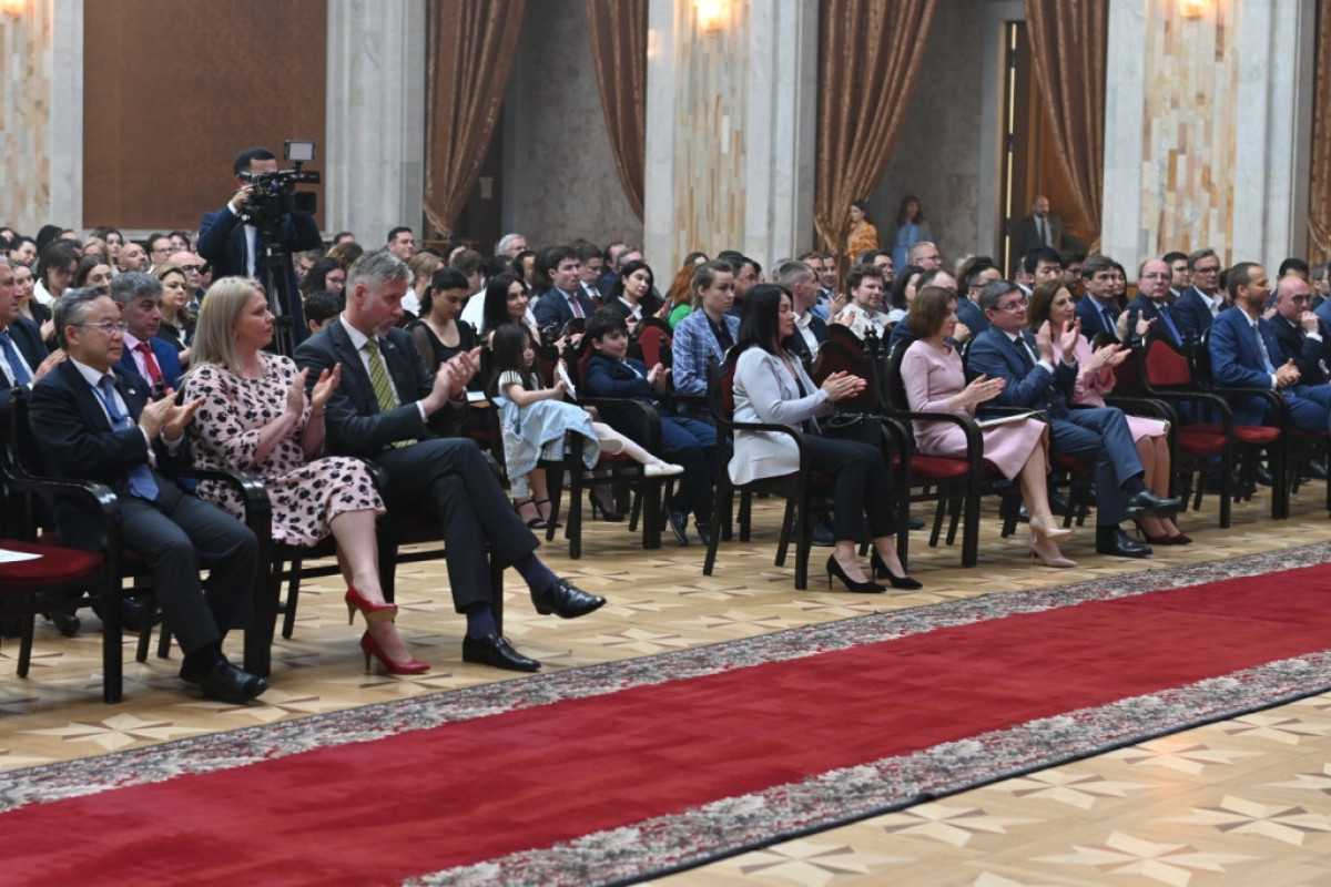 Майя Санду: Партнерство с Азербайджаном важно в контексте стремления Молдовы к достижению энергетической независимости-ФОТО 