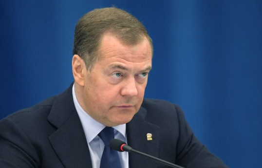 Дмитрий Медведев