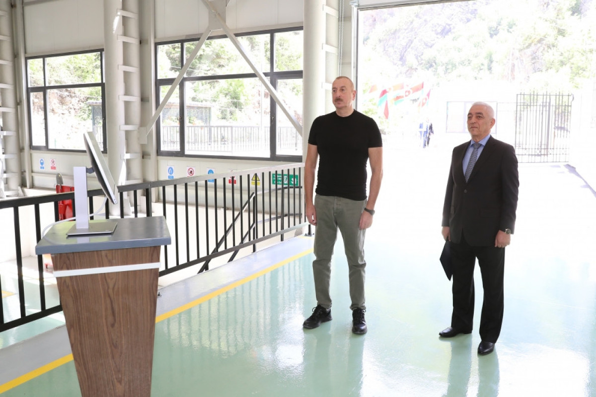 Президент Ильхам Алиев совершил поездку в Кяльбаджарский район-ФОТО 