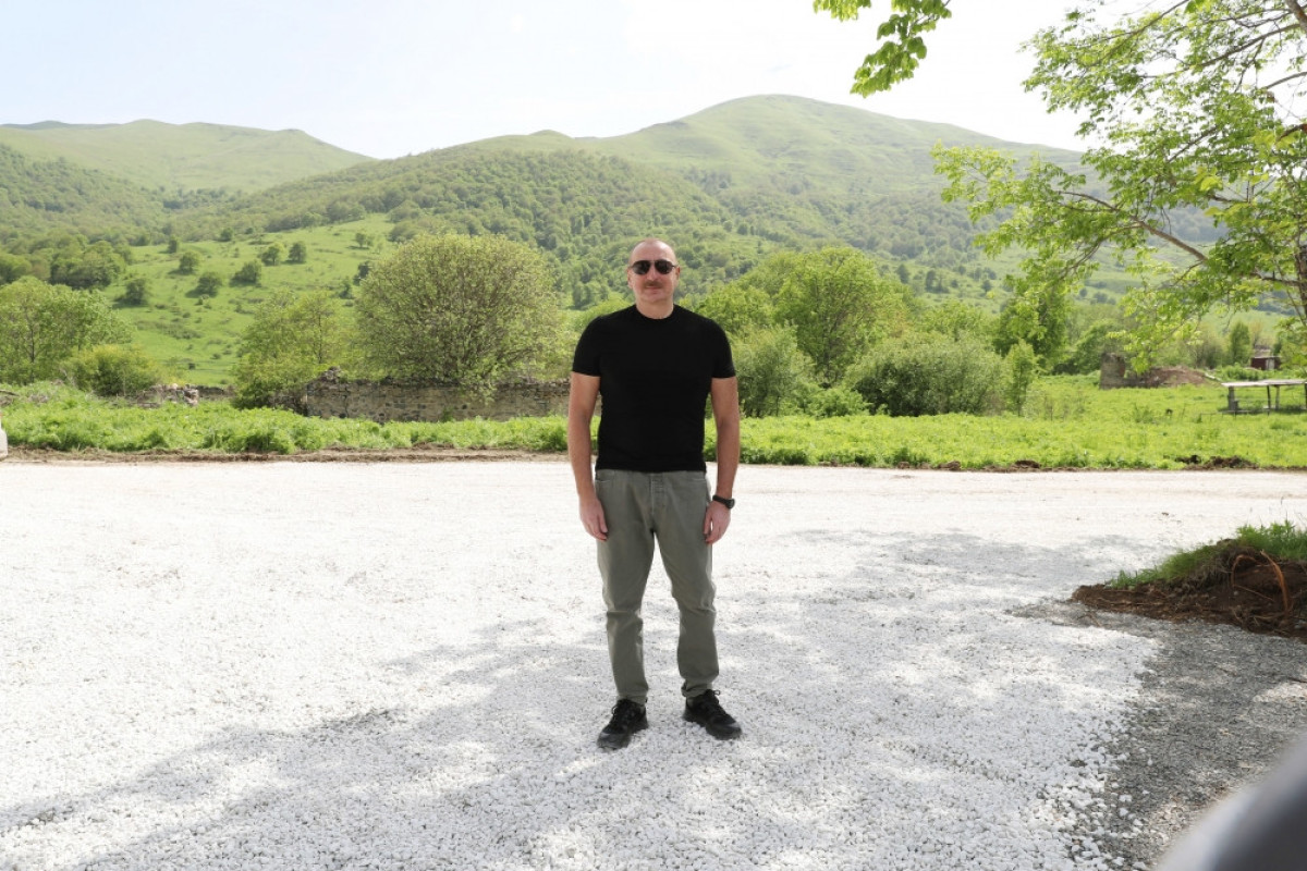 Президент Ильхам Алиев совершил поездку в Лачинский район-ФОТО 