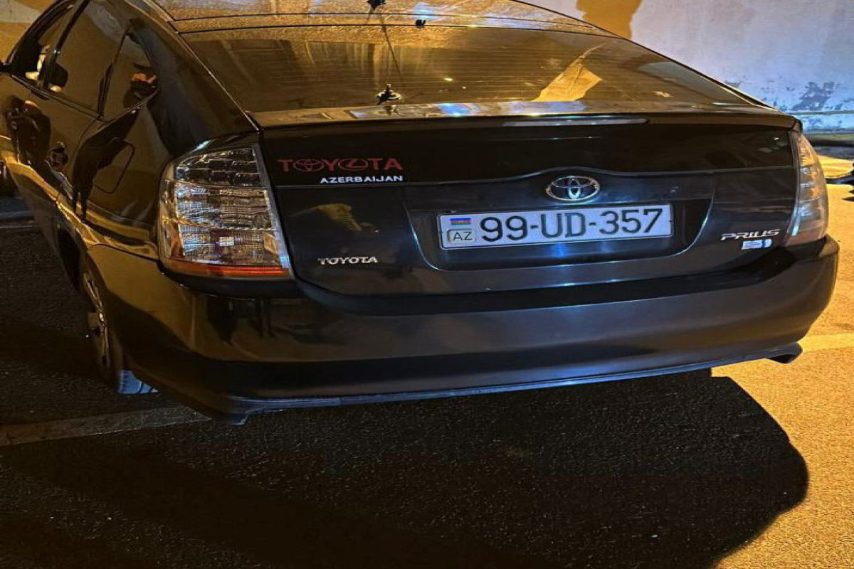 В Баку сотрудники ДПС обнаружили партию героина в автомобиле Prius-ФОТО 