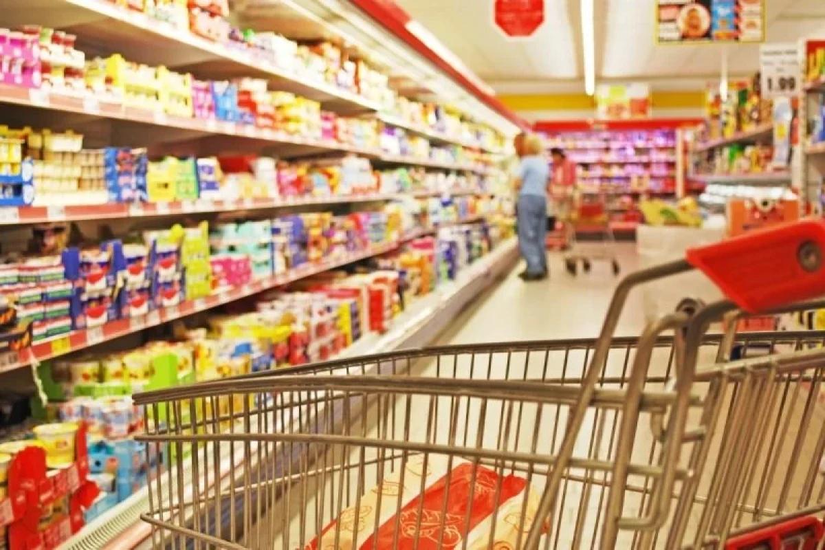 В Британии планируют ограничить цены на продукты в супермаркетах для борьбы с инфляцией