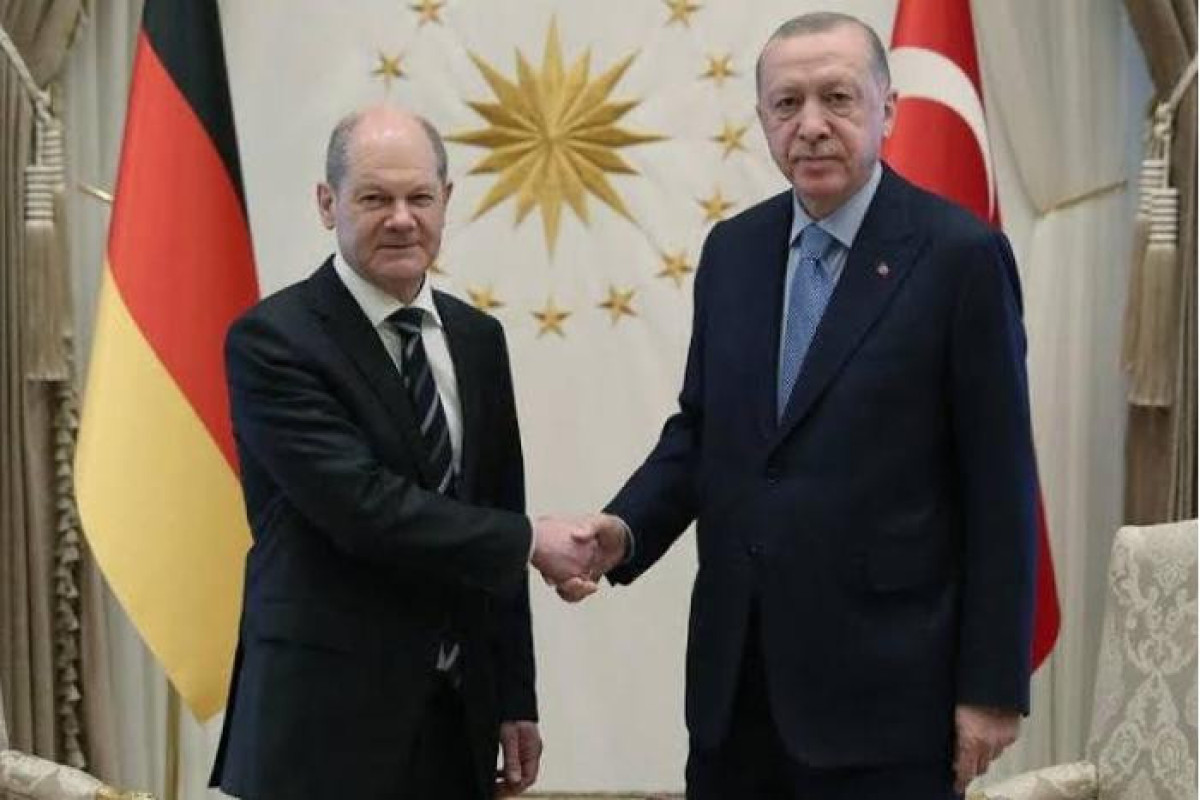 Шольц пригласил Эрдогана в Берлин