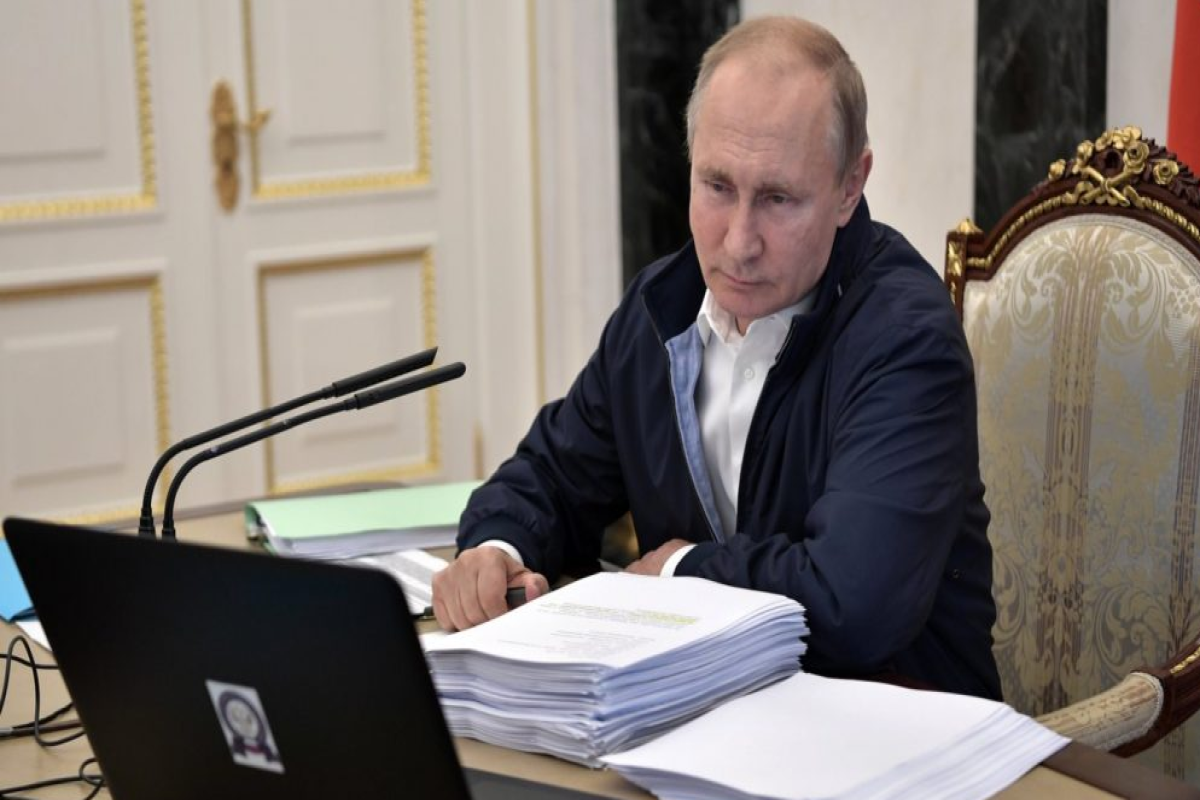 Песков прокомментировал информацию о компьютерных пристрастиях Путина