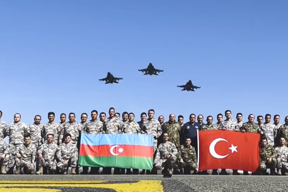 Турецкое минобороны поделилось кадрами с совместных учений, проведенных в Азербайджане-ВИДЕО 