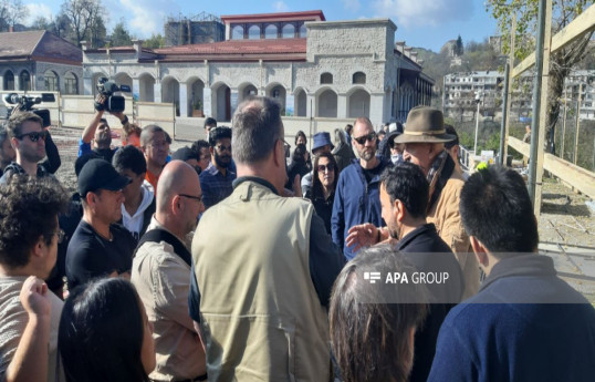 Иностранные путешественники находятся в Шуше-ФОТО 