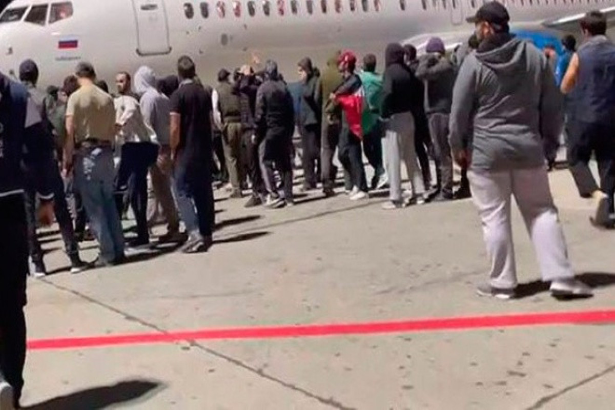 Полиция задержала 201 человека после беспорядков в аэропорту Махачкалы