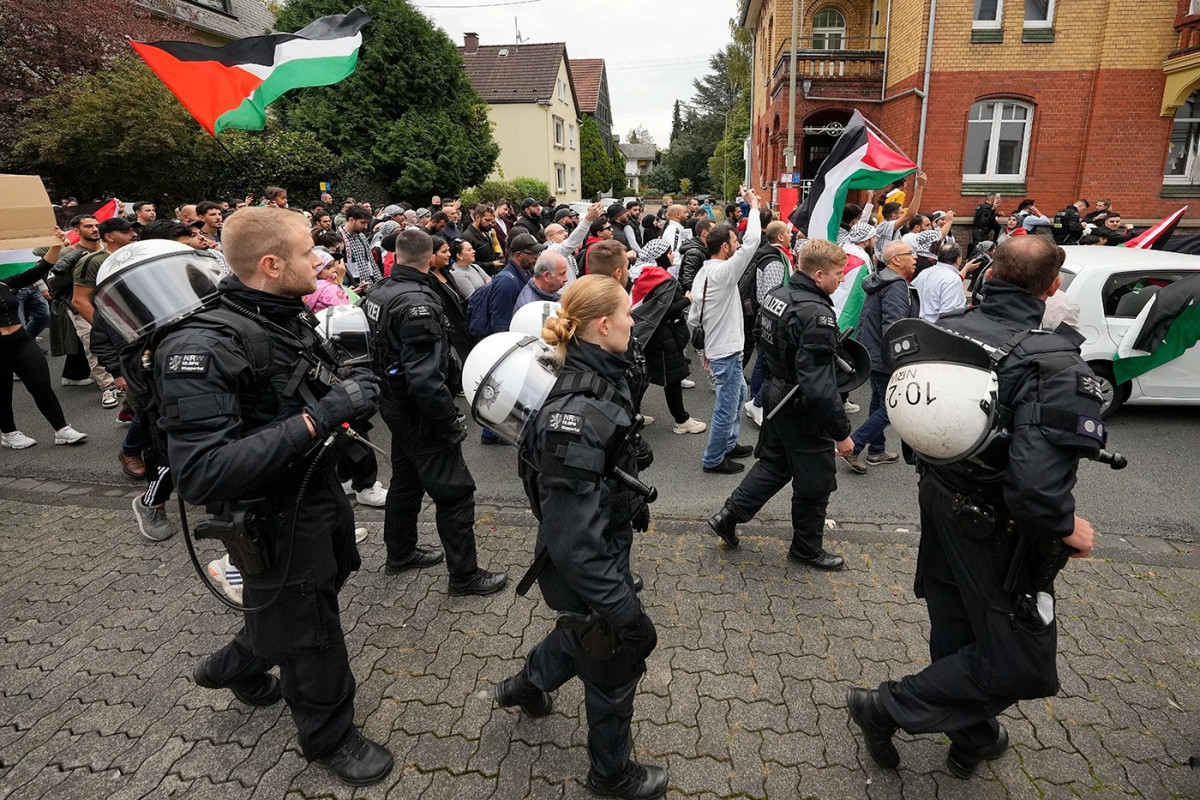 Демократия по-немецки: от антисемитизма до расизма и исламофобии
