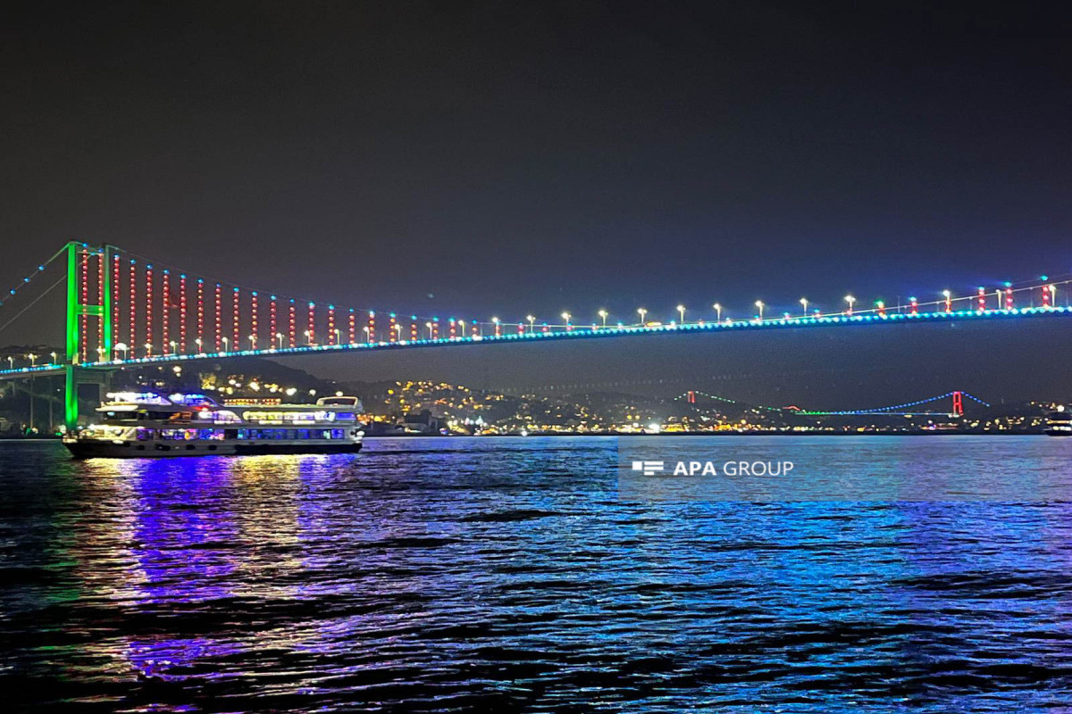 Знаменитые мосты в Стамбуле освещены цветами азербайджанского флага-ФОТО -ВИДЕО -ОБНОВЛЕНО 