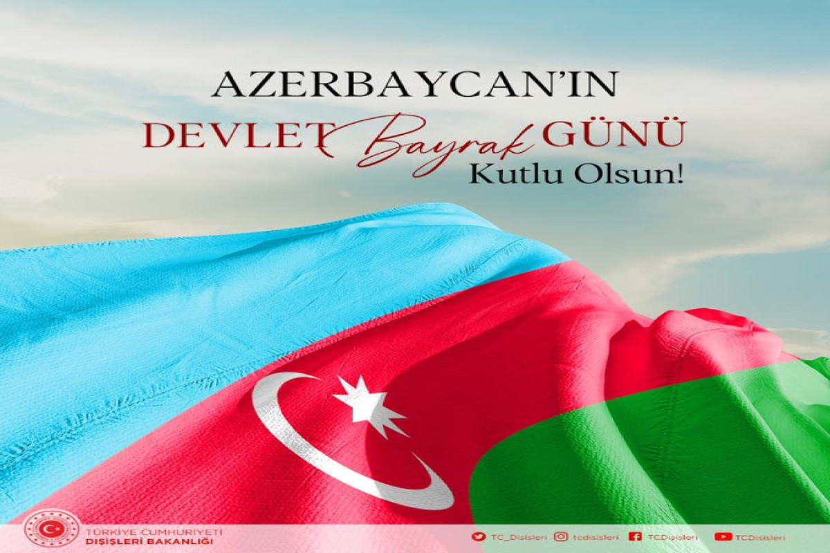 МИД Турции поздравил азербайджанский народ с Днем флага