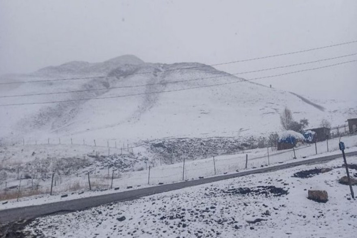 В горных районах Азербайджана в пятницу выпадет снег