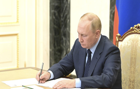 Путин внес поправки в закон о выборах президента РФ