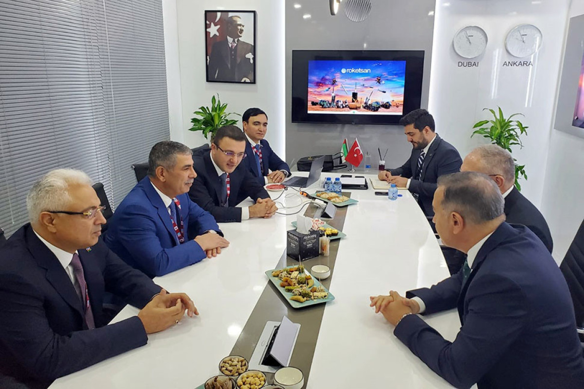 Министр обороны Азербайджана обсудил с руководством «ROKETSAN» военно-техническое сотрудничество