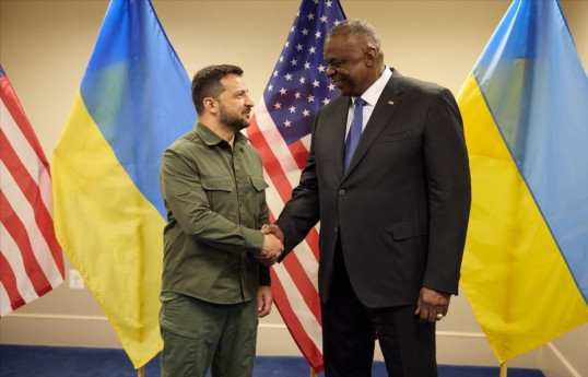 Остин и Зеленский обсудили военную помощь ВСУ