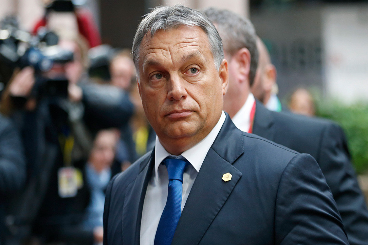 Виктор Орбан отбыл с визитом в Азербайджан