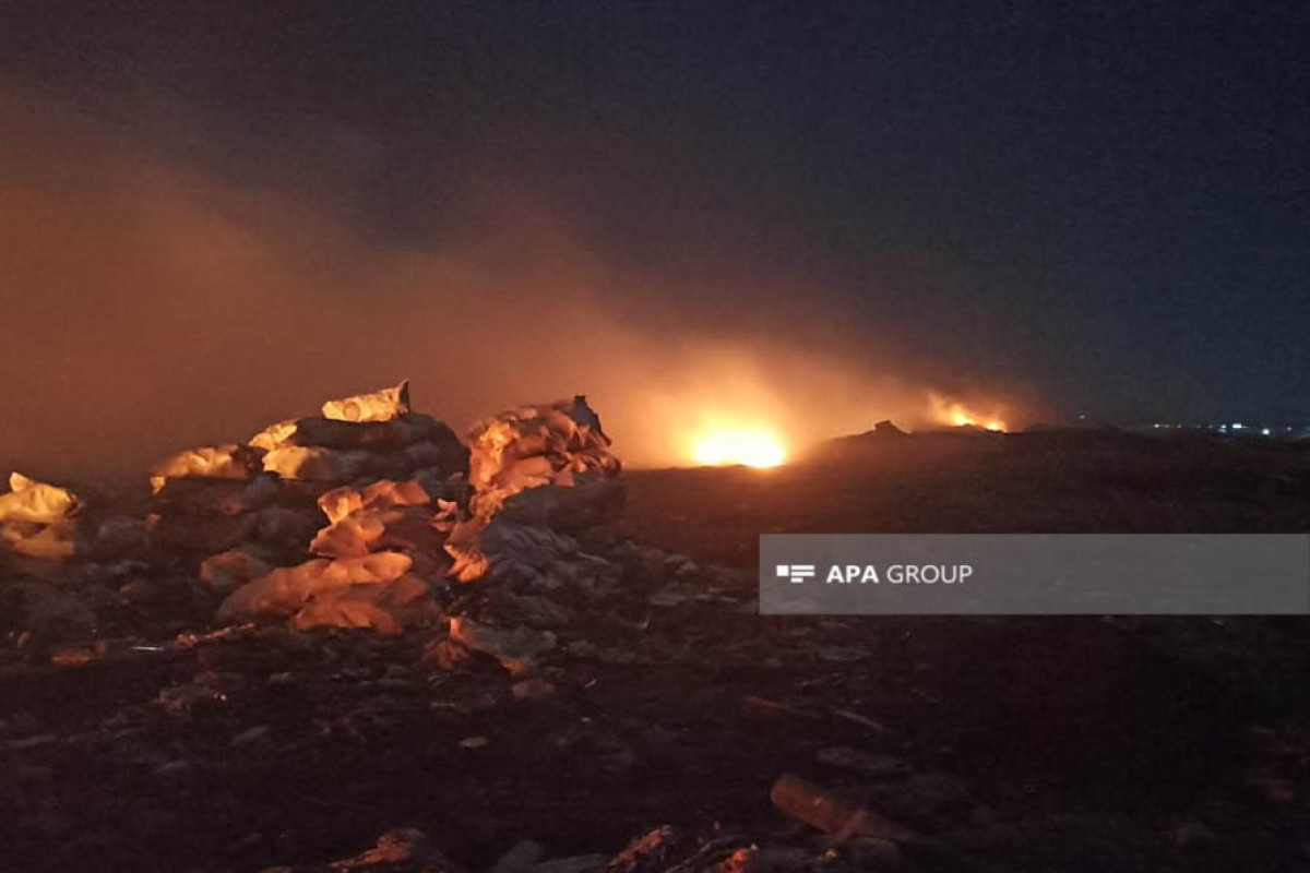 Пожар на полигоне бытовых отходов окутал Сумгайыт густым дымом-ВИДЕО 