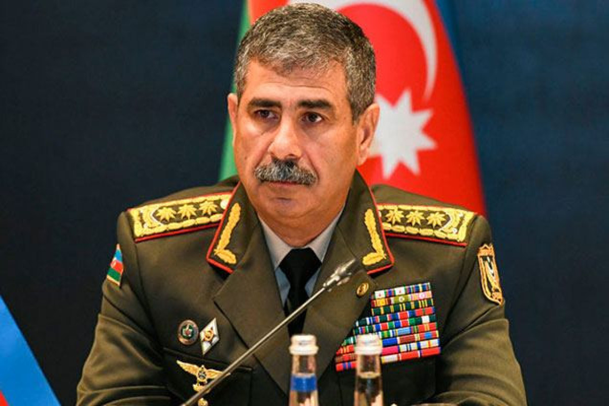 Министр обороны Азербайджана встретится с турецким и грузинским коллегой