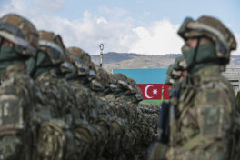 В Азербайджане меняется предельный возраст пребывания на военной службе 