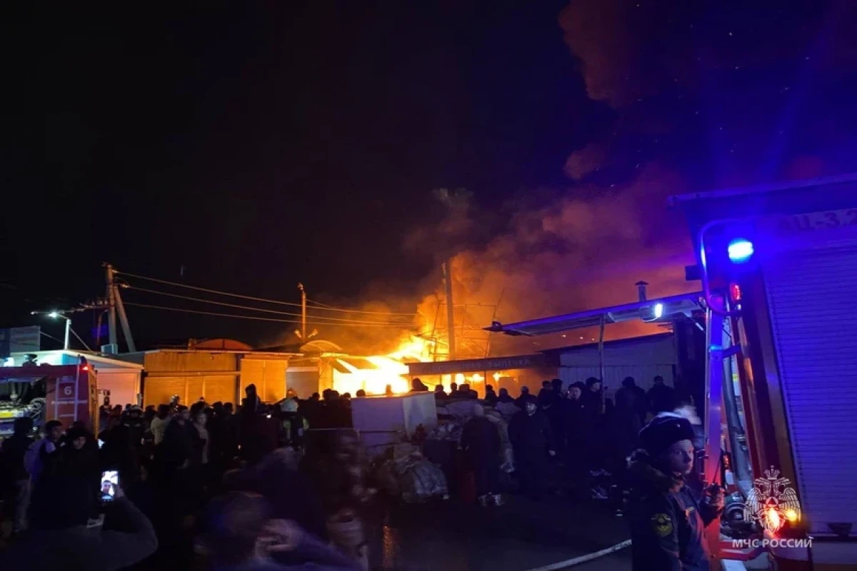 Пожар на крупнейшем вещевом рынке России потушен-ФОТО -ВИДЕО -ОБНОВЛЕНО 1 