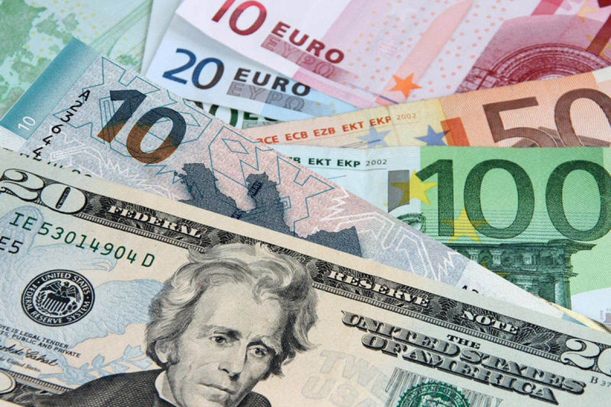 Манат подорожал к евро и фунту стерлингов - Курс к главным валютам на сегодня 
