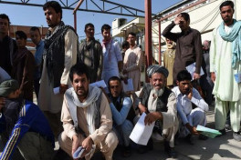 Пакистан депортирует более 1 млн нелегальных афганских мигрантов