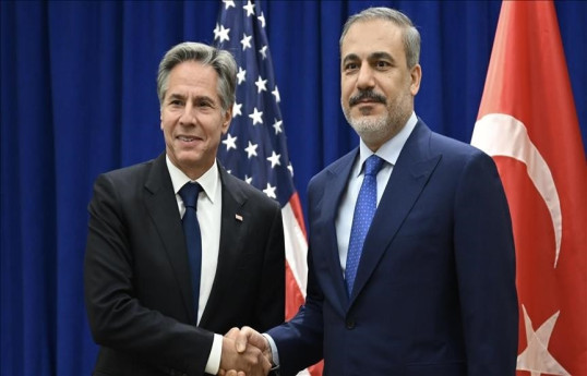 Фидан в жесткой форме призвал США прекратить сотрудничество с курдскими силами в Сирии