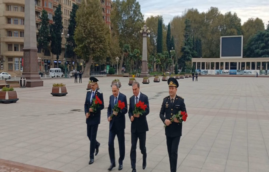 Генпрокурор посетил место ракетного обстрела в Гяндже-ФОТО -ОБНОВЛЕНО 