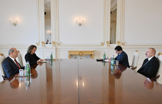 Ильхам Алиев принял президента Турецкой Республики Северного Кипра-ФОТО 