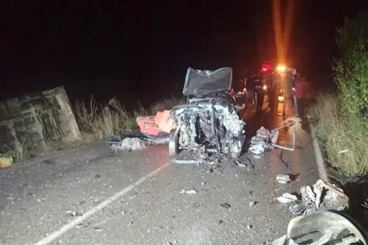 В Турции автомобиль с азербайджанцами попал в жукое ДТП: погибли 5 человек
