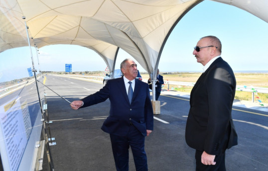 Открыта новая платная автодорога Баку-Губа-госграница с РФ - Президент принял участие в открытии 