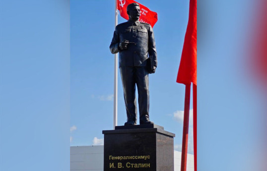 В Кремле прокомментировали появление новых памятников Сталину по стране