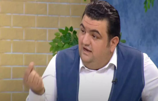 Азербайджанский ашуг-сексист доверил женщинам только детей и кухню -ВИДЕО 