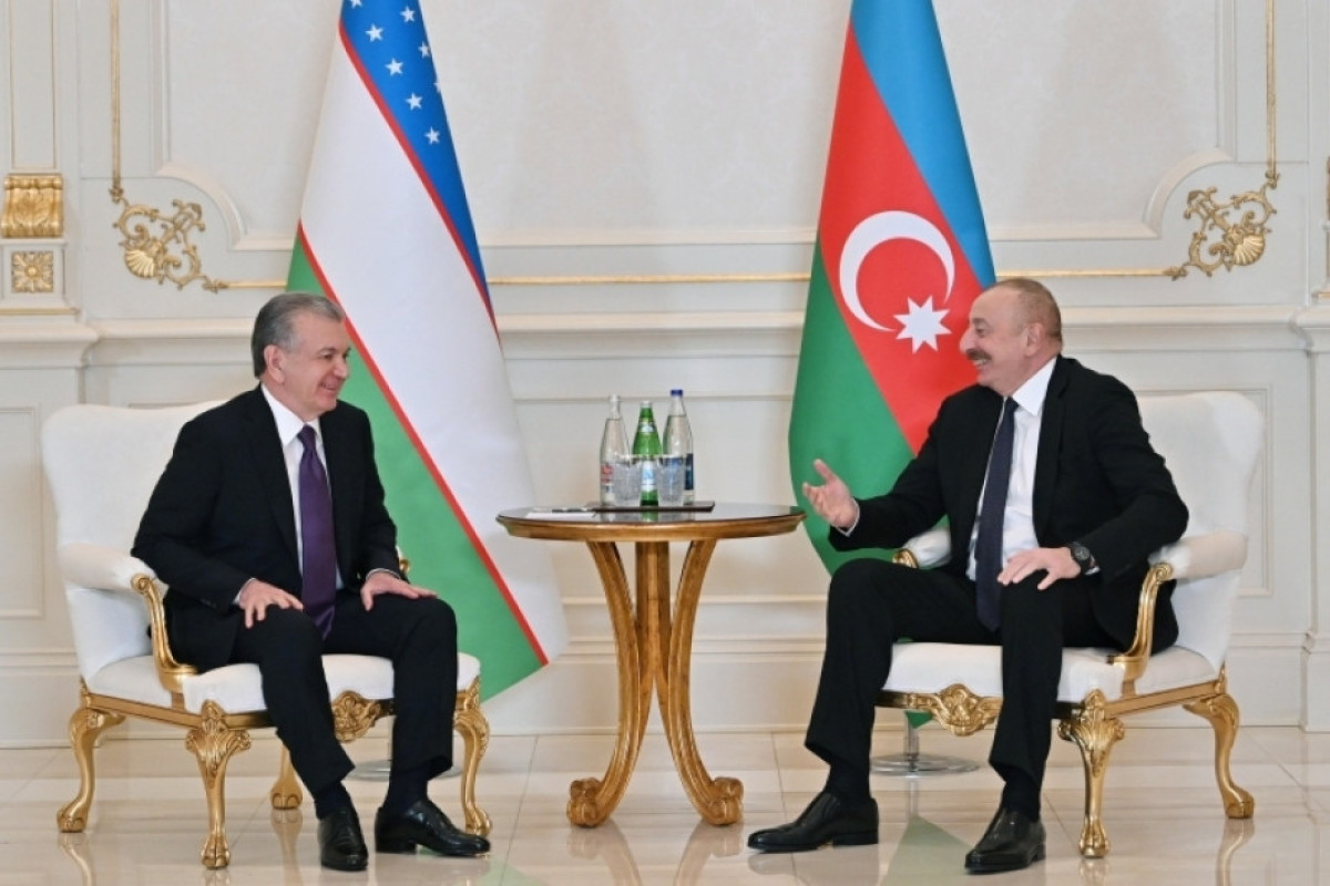 Ильхам Алиев поздравил Шавката Мирзиеева: Азербайджан и Узбекистан связывают узы истинной дружбы и братства