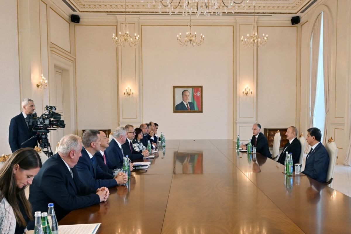Президент Ильхам Алиев принял председателя парламента Словакии