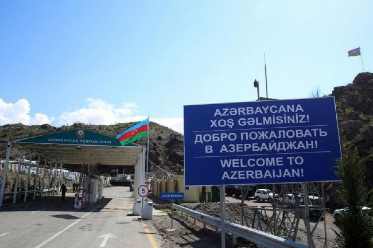 СМИ Кыргызстана о манипуляциях Армении по ситуации с Лачинской дорогой