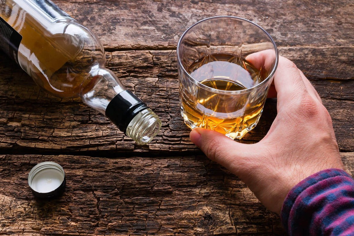 Хирург предупредил о влиянии виски на мужское здоровье