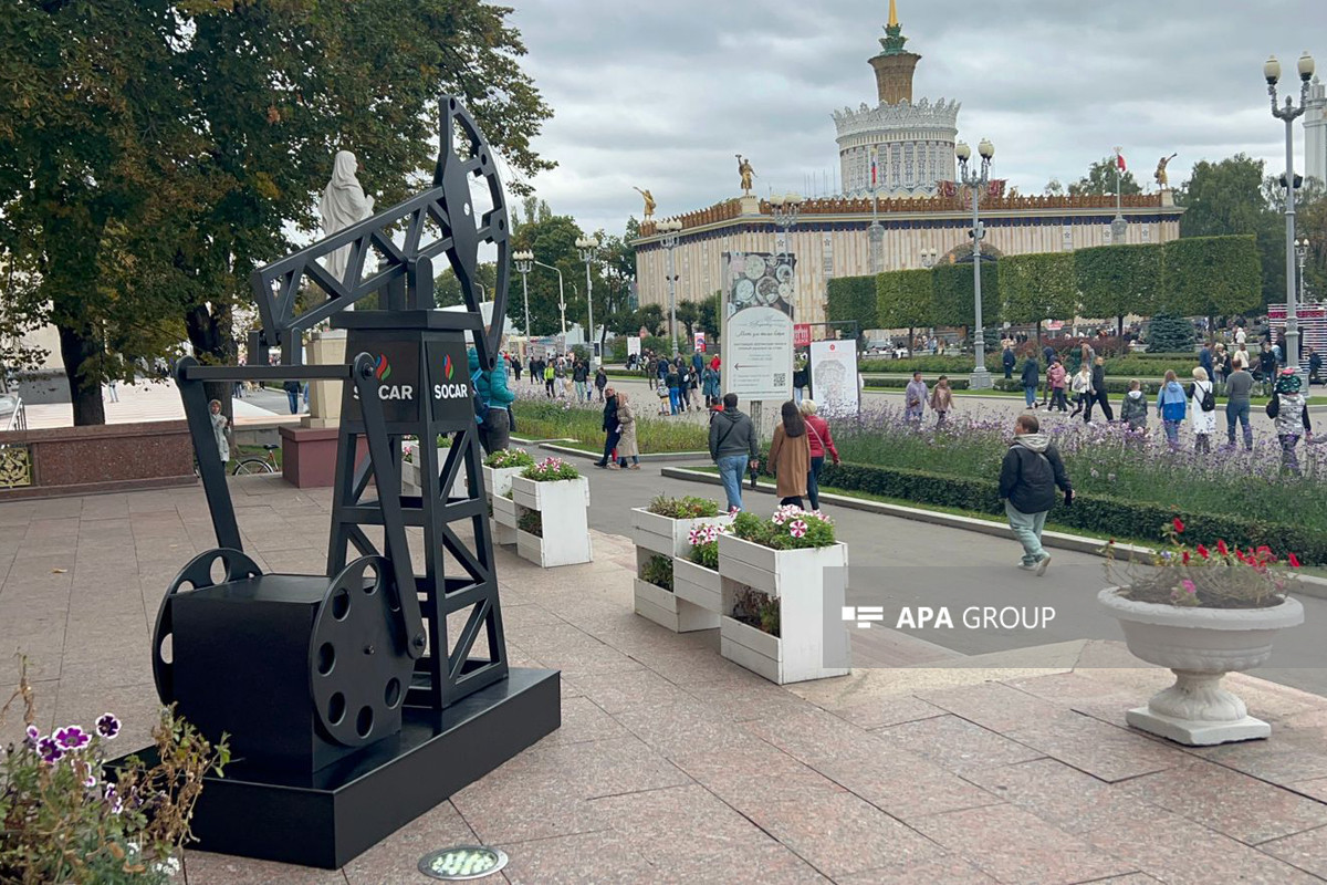В Москве в честь нефтяников Азербайджана состоялось открытие арт-объекта «Нефтяная вышка»-ФОТО 