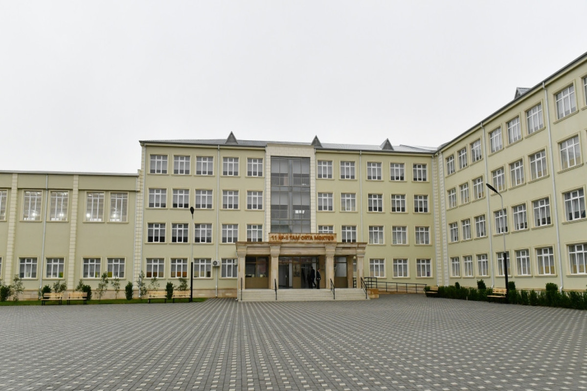 Ильхам Алиев принял участие в открытии нового здания школы в городе Хырдалан-ФОТО 
