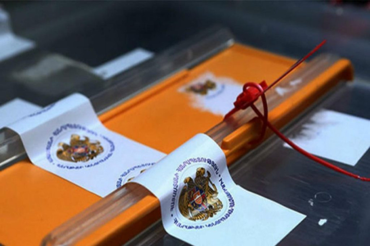 Партия Пашиняна лидирует на выборах в Совет старейшин Еревана