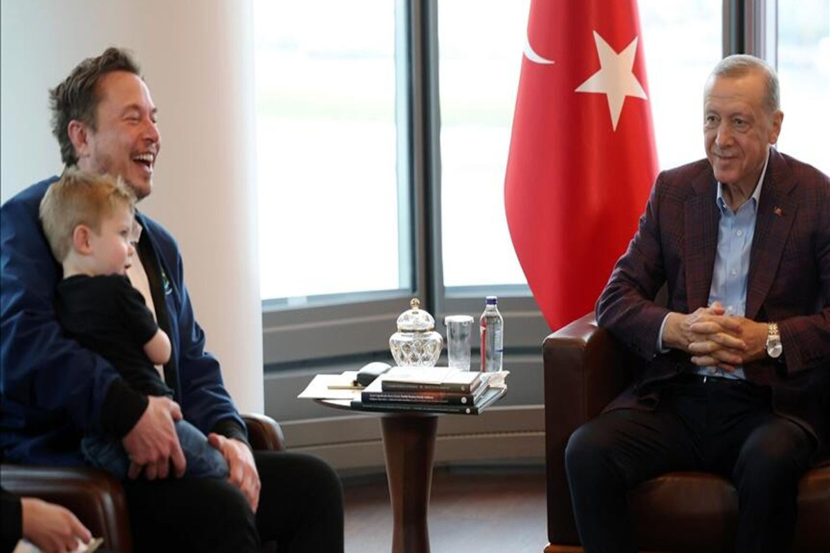 Президент Турции сделал подарок сыну Илона Маска-ВИДЕО 