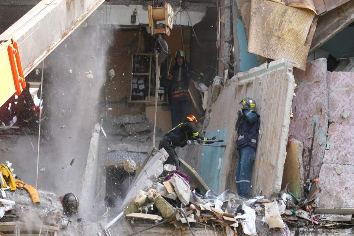 В Подмосковье при повторном обрушении дома погибли двое спасателей-ВИДЕО -ОБНОВЛЕНО 