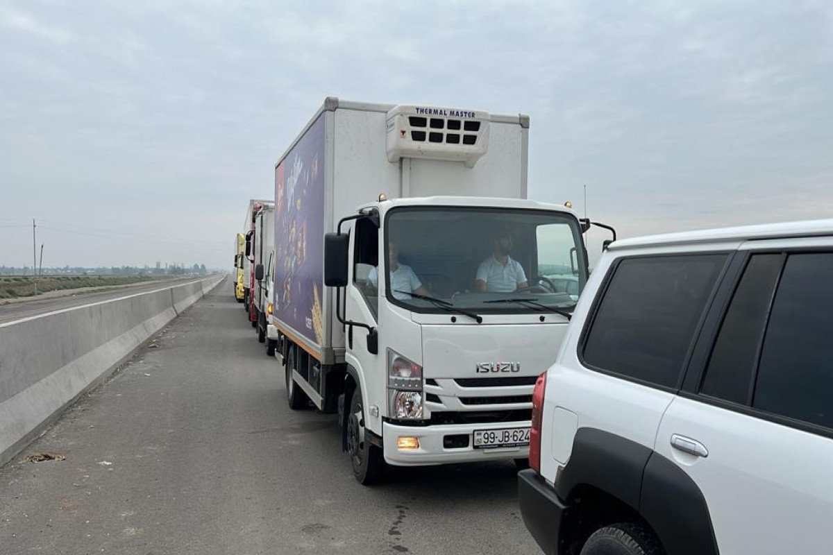 МЧС Азербайджана: Доставка гуманитарных грузов с продовольствием будет осуществляться и впредь-ФОТО 