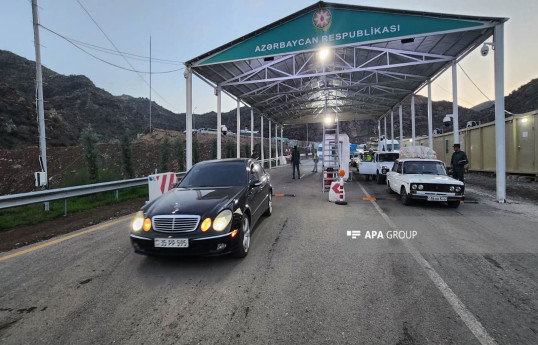 Через ППП «Лачин» продолжается проезд армян, проживающих в Карабахе -ФОТО 