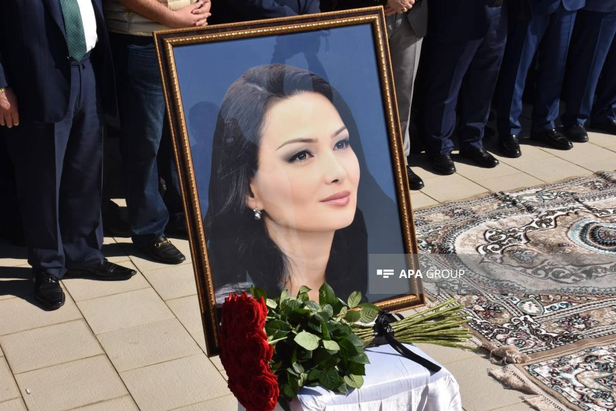 В Баку состоялись похороны депутата Ганиры Пашаевой -ФОТО -ОБНОВЛЕНО 