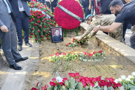 Национальный герой Азербайджана Риад Ахмедов похоронен на II Аллее почетного захоронения-ФОТО -ВИДЕО -ОБНОВЛЕНО 