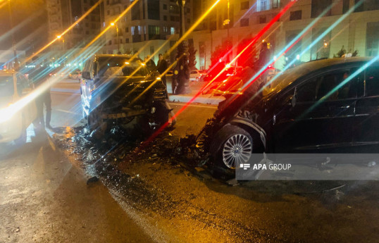 В Баку столкнулись три автомобиля, есть пострадавшие-ФОТО 