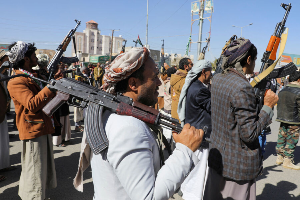 Йеменские хуситы нанесли удары по судам в Аденском заливе